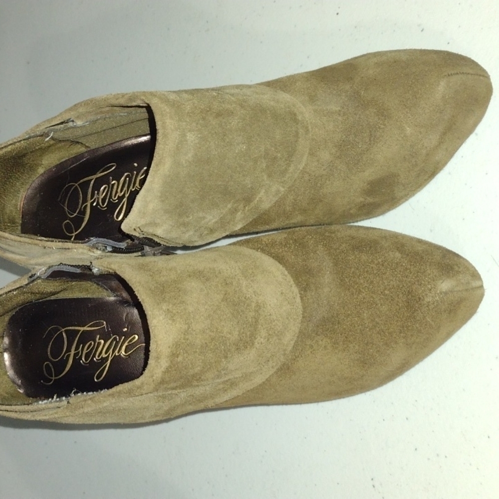 Fergie Heels size 6